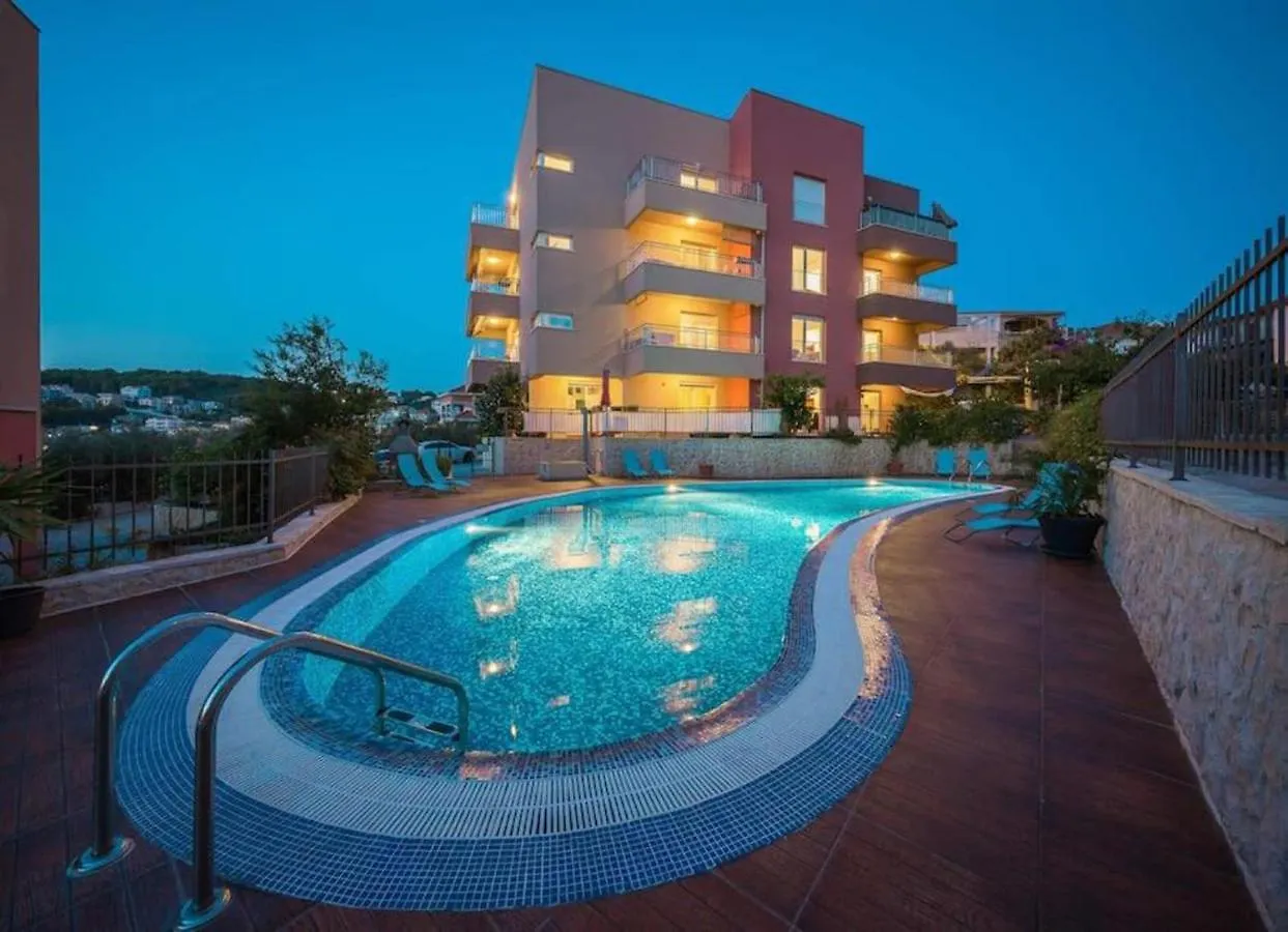 Apartment Lucha Trogir